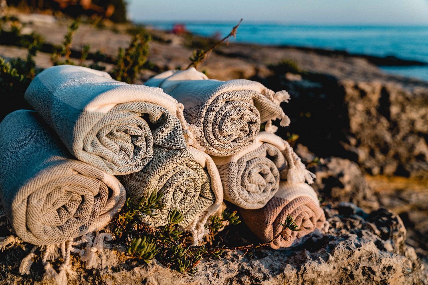 Strandtuch & Badetuch "Ecobain Rugged Towel" bluish grey – Bild 6