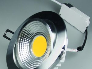 LED-Einbauleuchte ''COB-10'', 10W, 600lm, 3000K, 95°, Ø140xT47mm,chrom